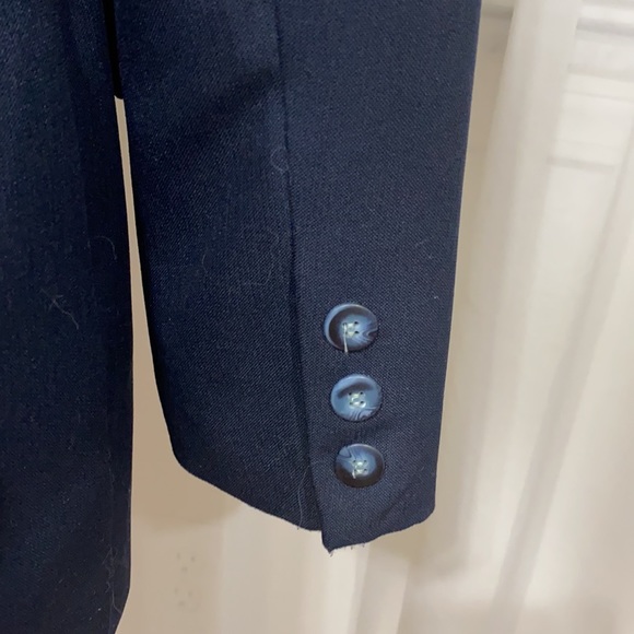 Norton McNaughton Petite navy blue blazer, size 4p - Picture 5 of 10